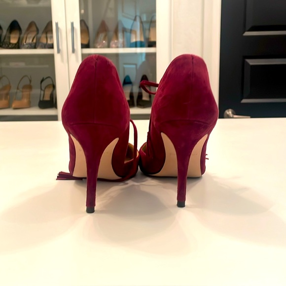 And Taylor Burgundy Suede Pumps Size 7 - Picture 3 of 5